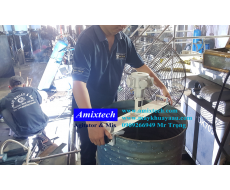 Máy khuấy gá ngang miệng thùng phuy